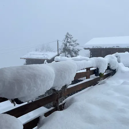 Le Coin Barlouka Апартаменты