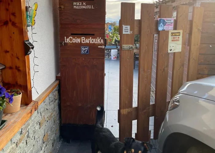 Le Coin Barlouka Вейзона